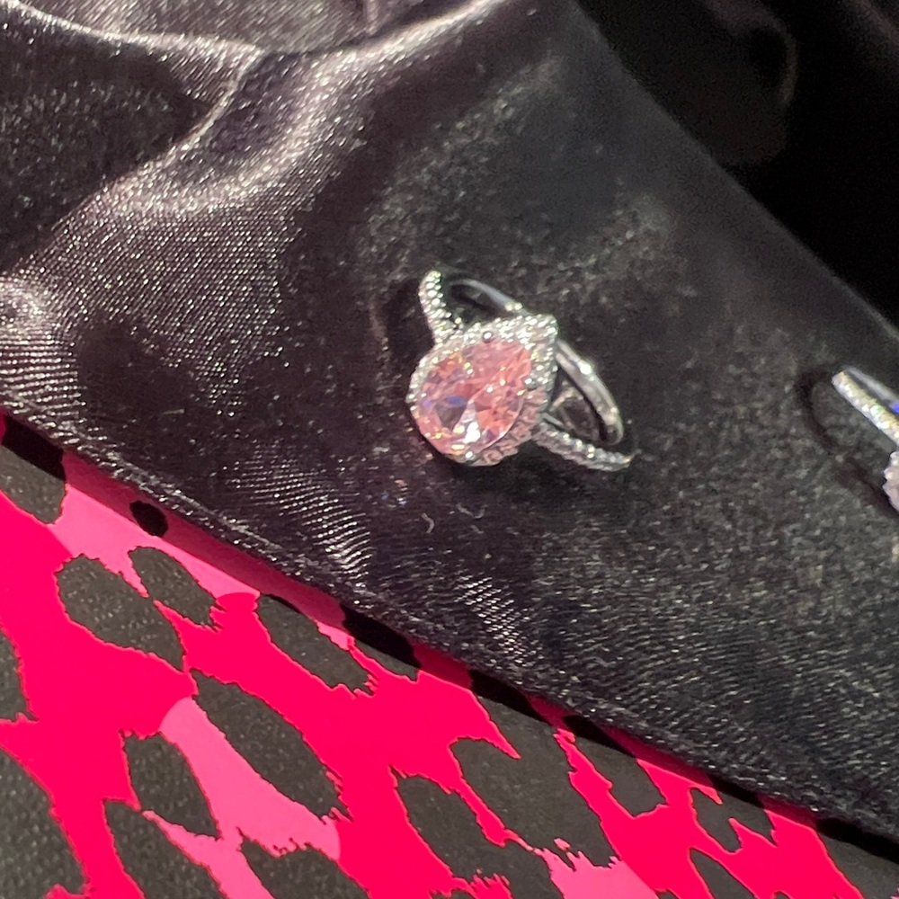 S925🌸AAA PINK CZ Tear Drop Ring🌸 SIZE 8 GORGEOUS - Picture 6 of 11